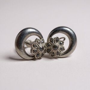 Vintage Sterling Silver Marcasite Floral Clip-On Earrings – 5g